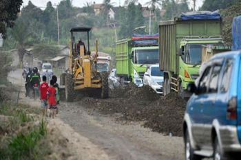 Pemprov Lampung Perbaiki Jalan Dan Jembatan 