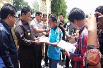 Water Cannon Kawal Aksi Solidaritas PWI Pulpis, Terkait Pemukulan Wartawan