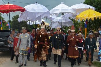PEMKAB LAMPUNG TENGAH GELAR ADAT LAMPUNG PEPADUN