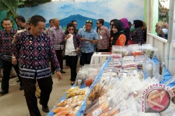 Gubernur Canangkan Rumah Pangan Kita Bulog Sulteng 