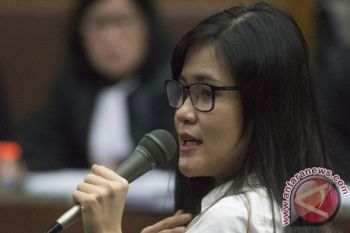 Jessica Sampaikan Pembelaan sambil Menangis
