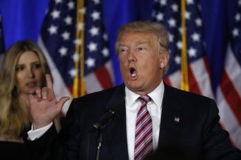 Dua Wanita Mengaku Digerayangi Donald Trump