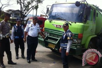 DPRD: Jangan Biarkan Truk Parkir Sepanjang Bypass
