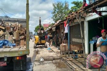 Satpol PP Dinilai Tak Adil Terkait Penertiban Para Pedagang