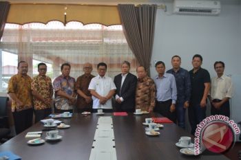 Pengusaha Malaysia Lirik Investasi Penerbangan --Irianto Tawarkan Rute Tawau-Tanjung Selor-Balikpapan 