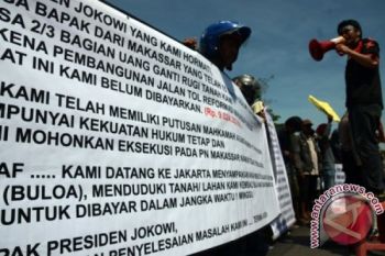 AKSI LANJUTAN BLOKIR TOL MAKASSAR