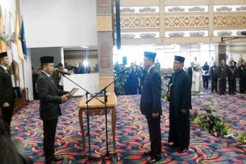 Gubernur Lampung Lantik Sutono Jadi Sekda