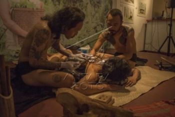 Rakyat Thailand Kenang Raja Melalui Tato
