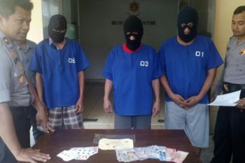 Empat Pejudi Capsa di Solo Dibekuk