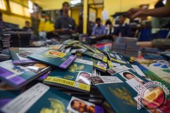 Kemlu Ingatkan Kejadian Jamaah Haji dengan Paspor Asing harus yang Terakhir