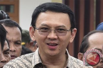 Gubernur DKI Ahok Hadiri Peringatan Hari Santri