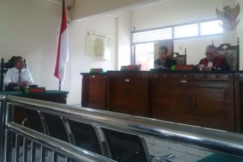 PN Semarang Menangkan Praperadilan Bos Rokok Ilegal