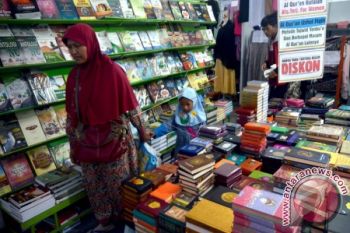 Hari ini, bazar makanan  menu buka puasa hingga Islamic Fair