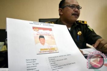 BAKAL CABUP BUTON TENGAH DINYATAKAN DPO