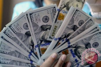 Komentar Pejabat Fed, Dolar AS Terus Menguat Rabu