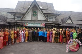 Pemuda Berprestasi Jadi Penyemangat Lainnya, Kata Bupati Ben Brahim