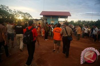 Rekonstruksi Pencurian Uang Di PT GAL Jadi Tontonan Buruh Dan Warga