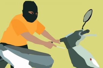 Pencuri Hanya Butuh 1 Menit untuk Sikat Sepeda Motor