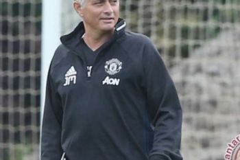 Enam Pemain Manchester United Tidak Tampil Dalam Laga Melawan Liverpool 