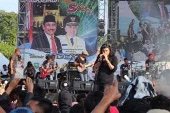 Virza Hipnotis Warga Siak