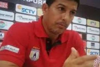  Pelatih Persipura: Anak-Anak Bermain Disiplin Dan Pintar Manfaatkan Peluang