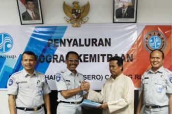 12 UKM Binaan Jasa Raharja Riau Terima Bantuan Rp230 Juta    