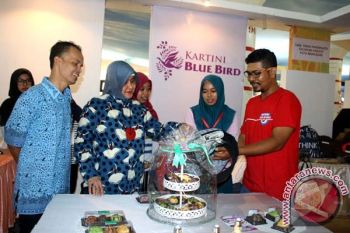 Kerajinan Kartini Blue Bird dipamerkan Makassar Expo 