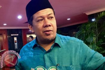 Fahri Ingatkan Masyarakat yang akan Demo tidak Terpancing Aksi Anarkis