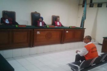 Bantu Selundupkan Sabu-Sabu, Dua WNI Dituntut Seumur Hidup