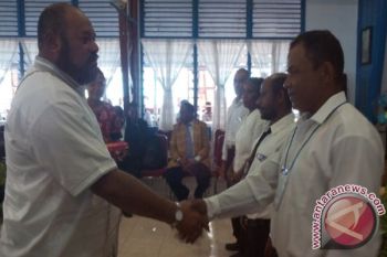 Bupati Biak: proyek pasar inpres bantuan Presiden dapat dilanjutkan 