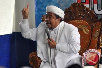 Habib Rizieq Pimpin Demonstrasi di Depan Gedung Baharkam