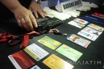 Wartawan "abal-abal" peras pemilik SPBU Sintang