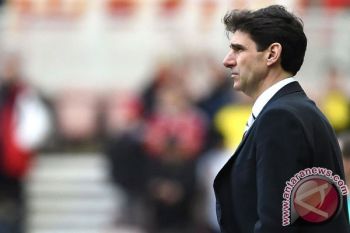 Nottingham Forest pecah kongsi dengan pelatih Karanka