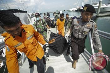SAR masih Cari Tujuh Penumpang Kapal Tenggelam di Perairan Batam