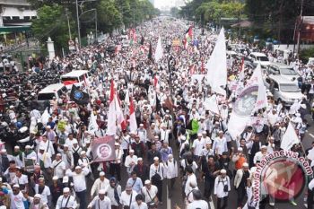 Ormas Islam Minta Proses Hukum Ahok Serius