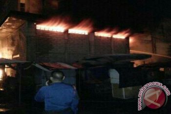Satu Unit Bangunan Dekat SPR Padang Terbakar