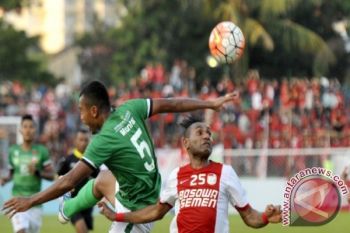 PSM KALAHKAN MADURA UNITED