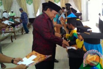 Bupati Pulang Pisau Wisuda 197 Santri TK/TP Alquran