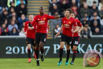 Manchester United Dapat Atasi Arsenal, Kata Carrick