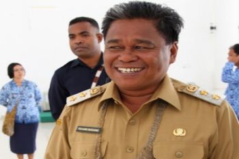 Wabup Mimika enggan tanggapi polemik APBD perubahan 2016
