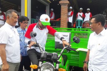 Desa di Temanggung Terima Kendaraan Pengangkut Sampah