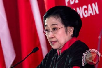 Megawati Instruksikan Seluruh Kader Tenang dan Damai