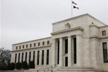 Dolar AS Menguat  Didorong  Ekspektasi Kenaikan Suku Bunga