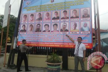 Baliho Pengedar Narkoba Jadi Perhatian Warga Sampit