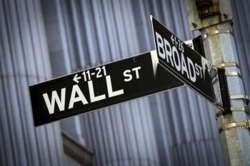 Reli Minyak Dorong Wall Street Berakhir Lebih Tinggi
