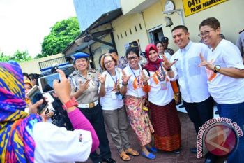 Wawali Makassar dampingi Sapac Asean kunjungi Polsek 