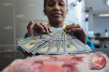 Rupiah Melemah Delapan Poin