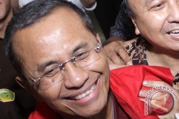Hakim Tolak Praperadilan Dahlan Iskan