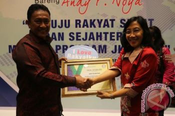 Mantap! Bupati Pulang Pisau Terima Penghargaan Dari BPJS