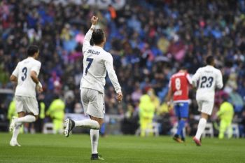 Real Madrid Menang Tipis 2-1 Atas Sporting Gijon 